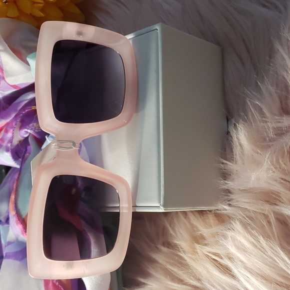 Fashion Shades 😎 - Picture 5 of 5